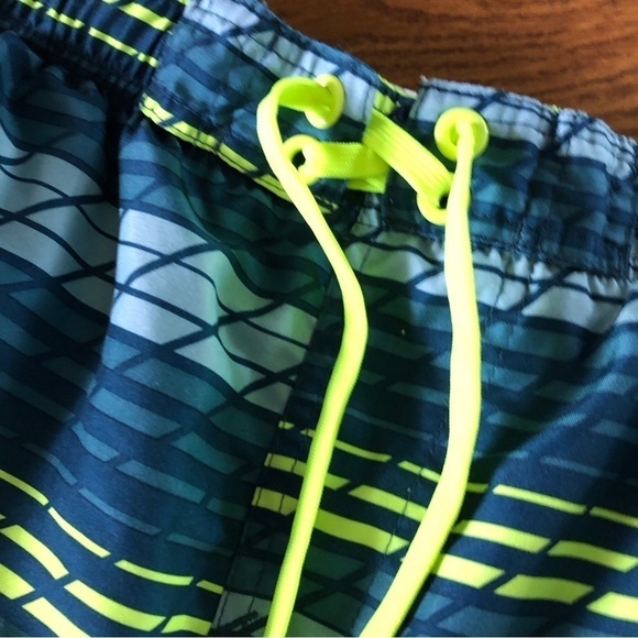 Nike blue & green swim trunks in size M - Picture 5 of 5